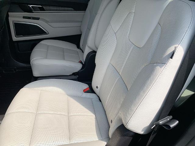 2023 Kia Telluride Vehicle Photo in MOON TOWNSHIP, PA 15108-2571