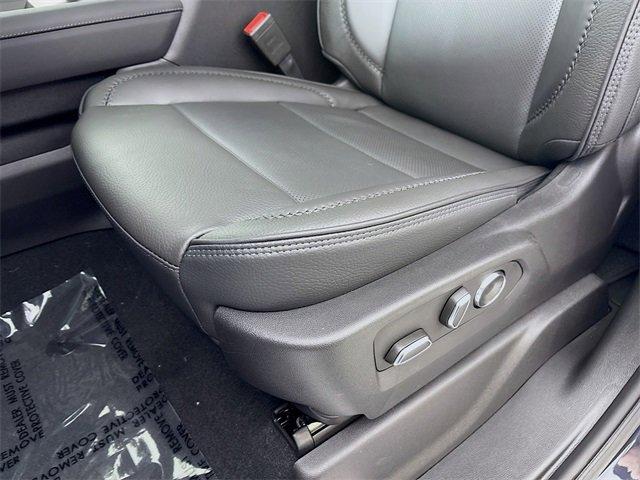 2025 GMC Sierra 3500 HD Vehicle Photo in PUYALLUP, WA 98371-4149