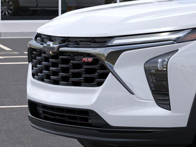 2025 Chevrolet Trax Vehicle Photo in Roslyn, NY 11576