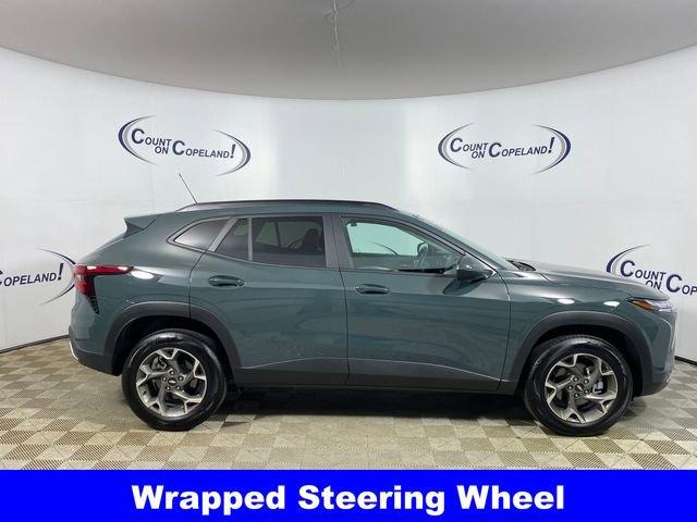 2025 Chevrolet Trax Vehicle Photo in BROCKTON, MA 02301-7113