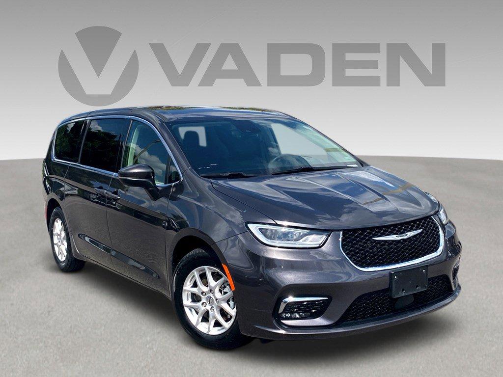 2023 Chrysler Pacifica Vehicle Photo in SAVANNAH, GA 31406-4513
