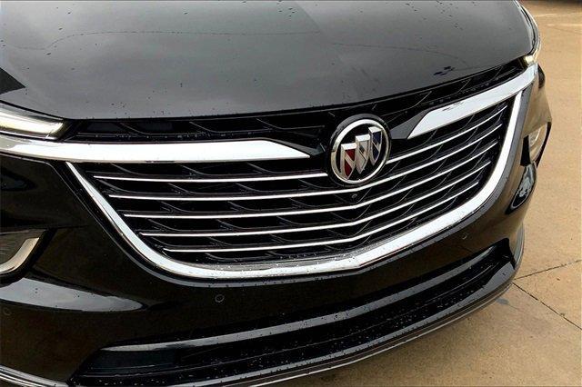 2022 Buick Enclave Vehicle Photo in TOPEKA, KS 66609-0000