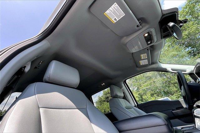 2023 Ford F-150 Lightning Vehicle Photo in INDEPENDENCE, MO 64055-1314