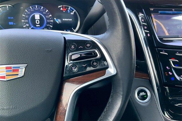 2020 Cadillac Escalade Vehicle Photo in KANSAS CITY, MO 64114-4502