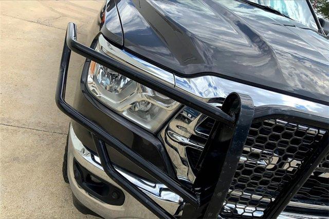 2022 Ram 1500 Vehicle Photo in TOPEKA, KS 66609-0000