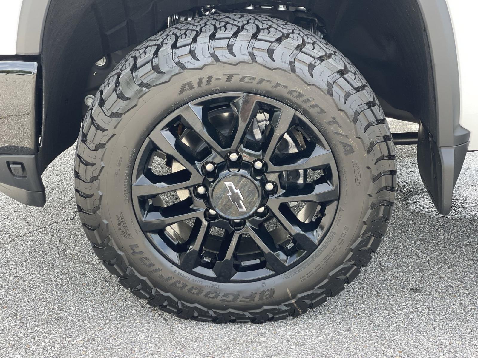 2025 Chevrolet Silverado 2500 HD Vehicle Photo in BENTONVILLE, AR 72712-4322