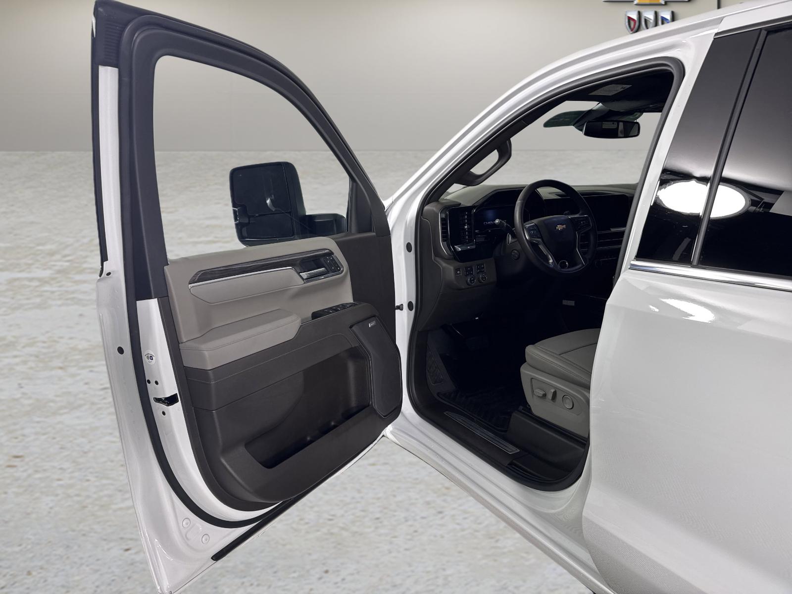 2025 Chevrolet Silverado 1500 Vehicle Photo in GEORGETOWN, TX 78626-7508