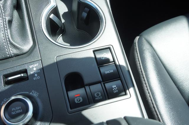 2024 Toyota Highlander Vehicle Photo in Riverdale, UT 84405