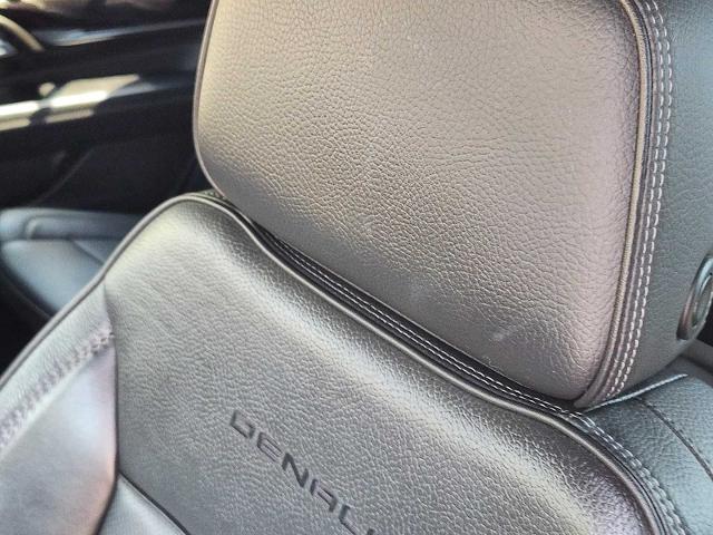 2021 GMC Yukon Vehicle Photo in DENTON, TX 76210-9321