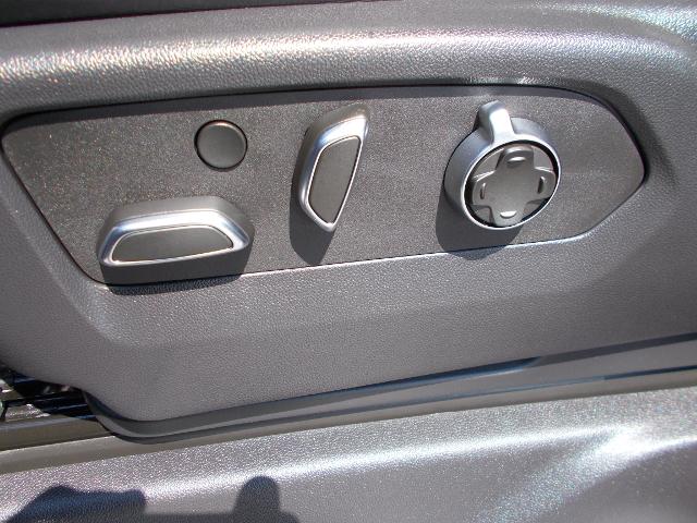 2024 GMC Sierra 2500 HD Vehicle Photo in LOWELL, MA 01852-4336