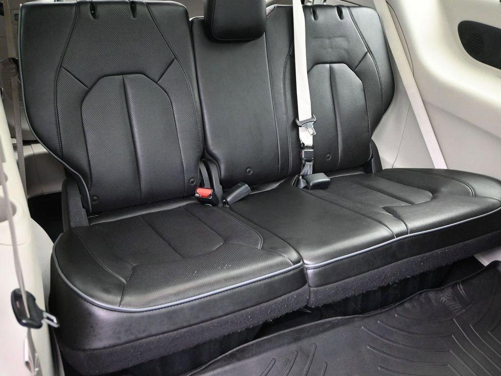 2018 Chrysler Pacifica Vehicle Photo in Marion, IA 52302