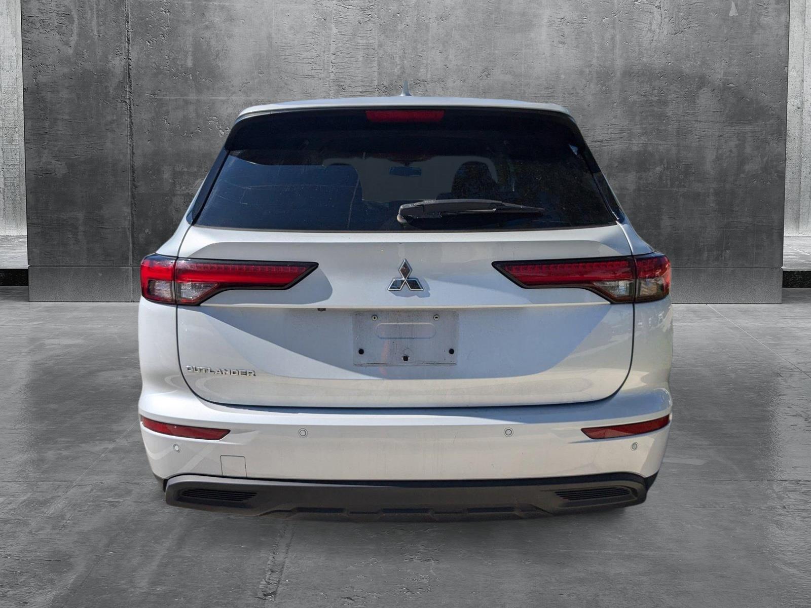 2022 Mitsubishi Outlander Vehicle Photo in Miami, FL 33169