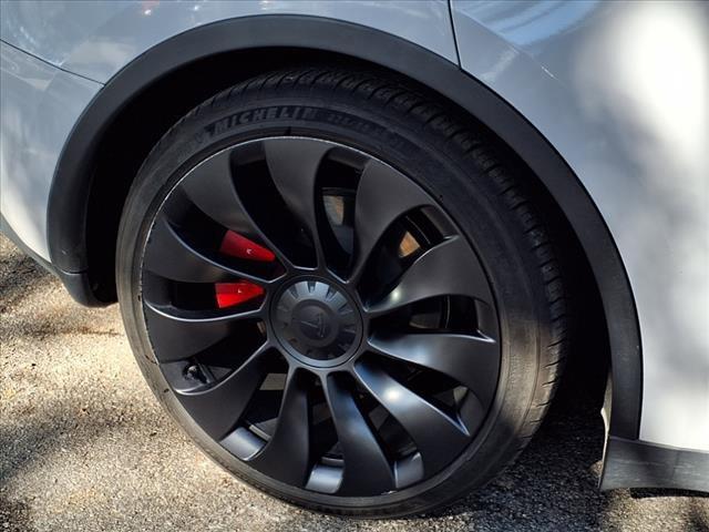 2023 Tesla Model Y Vehicle Photo in SAN ANTONIO, TX 78230-1001