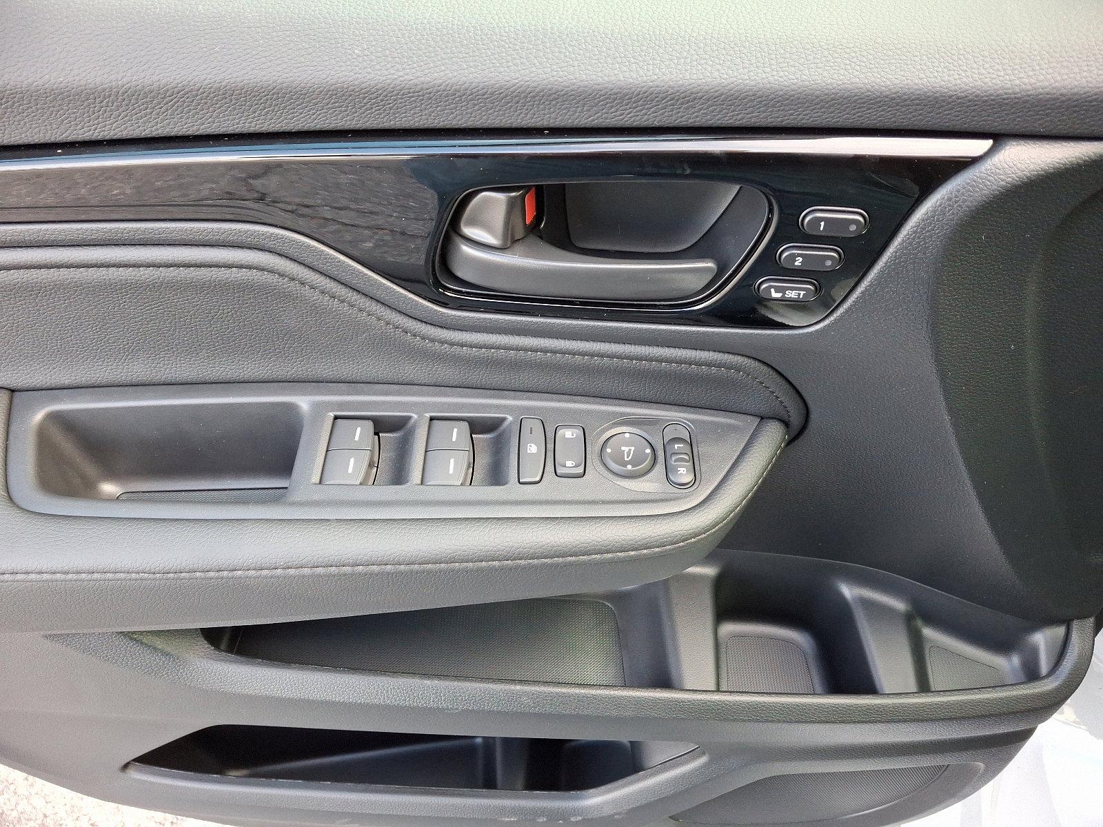 2025 Honda Odyssey Vehicle Photo in Harrisburg, PA 17111