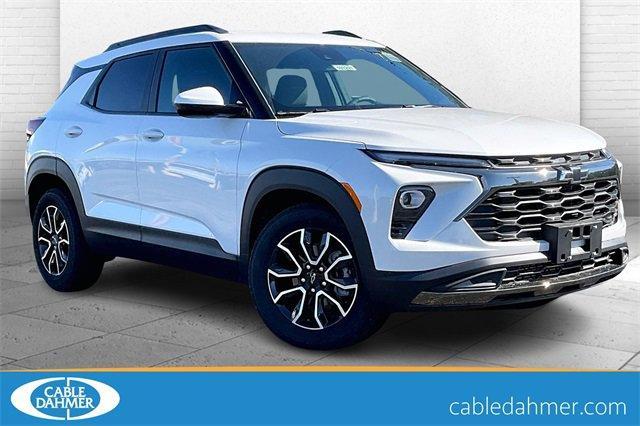 2025 Chevrolet Trailblazer Vehicle Photo in TOPEKA, KS 66609-0000