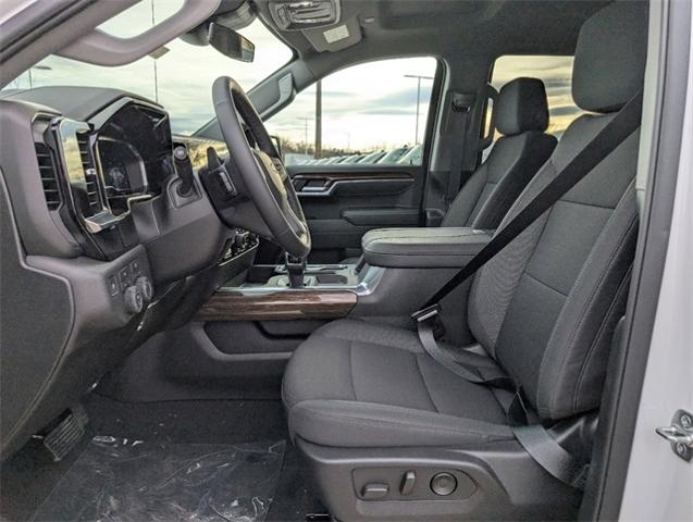 2025 Chevrolet Silverado 1500 Vehicle Photo in ENGLEWOOD, CO 80113-6708