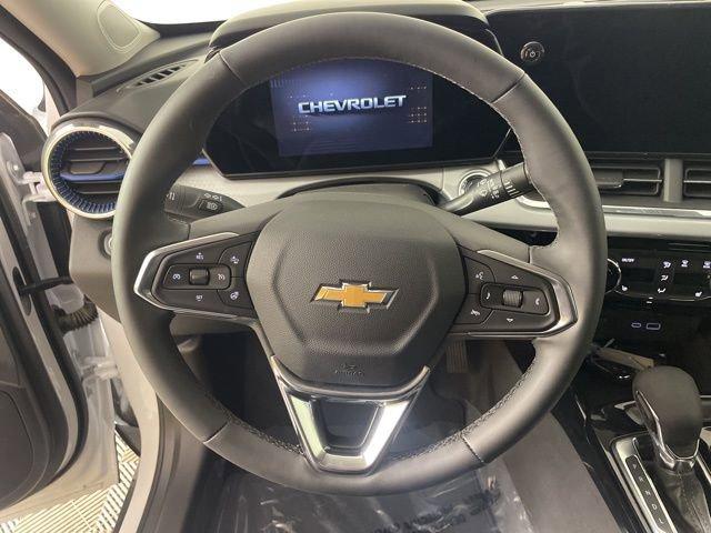 2025 Chevrolet Trax Vehicle Photo in PHOENIX, AZ 85014-3381