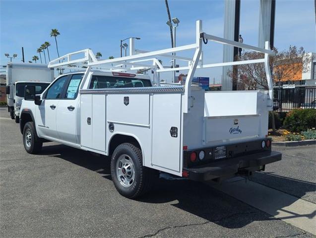 2025 GMC Sierra 2500 HD Vehicle Photo in PASADENA, CA 91107-3803