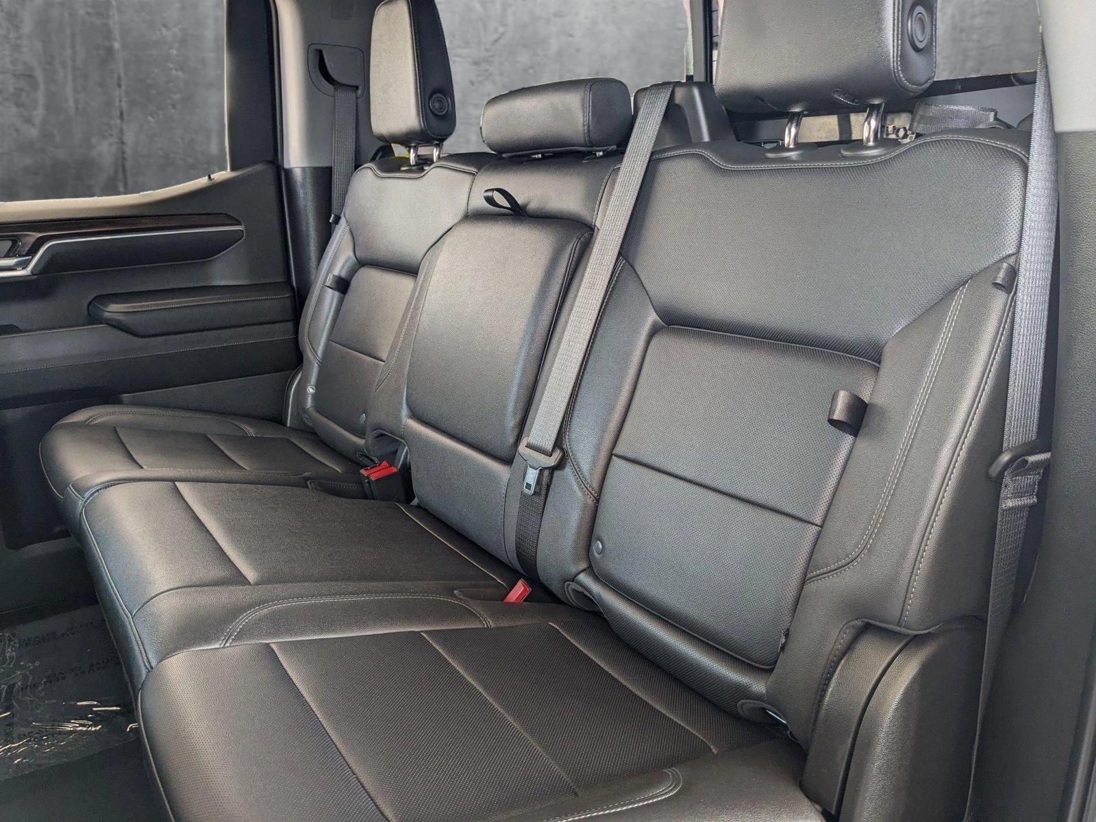 2023 GMC Sierra 1500 Vehicle Photo in VALENCIA, CA 91355-1705