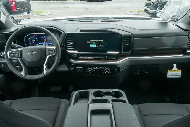 2025 Chevrolet Silverado 1500 Vehicle Photo in VENTURA, CA 93003-8585