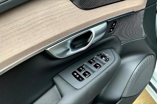 2025 Volvo XC90 Plug-In Hybrid Vehicle Photo in Houston, TX 77007