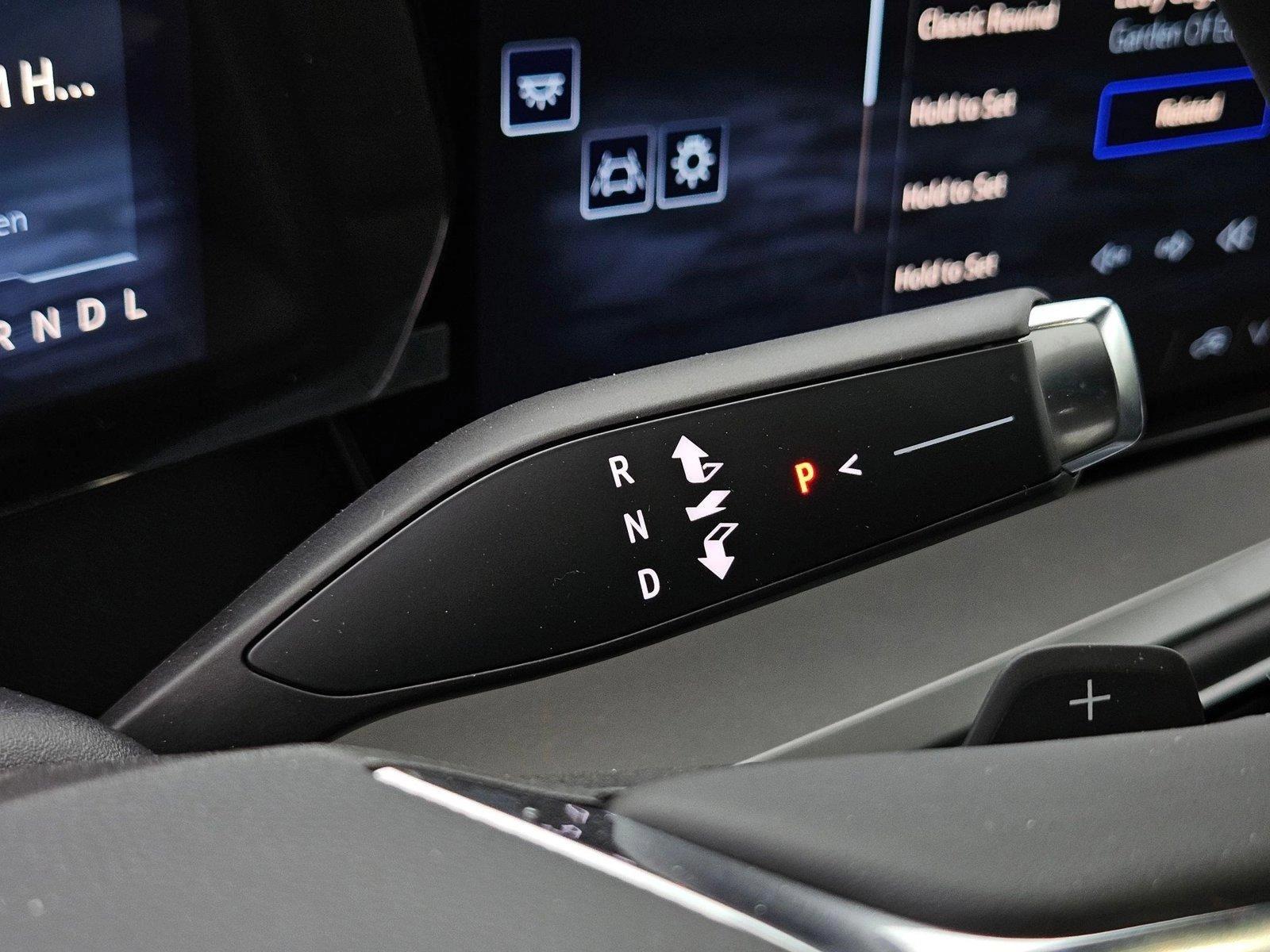 2025 Chevrolet Traverse Vehicle Photo in WACO, TX 76710-2592