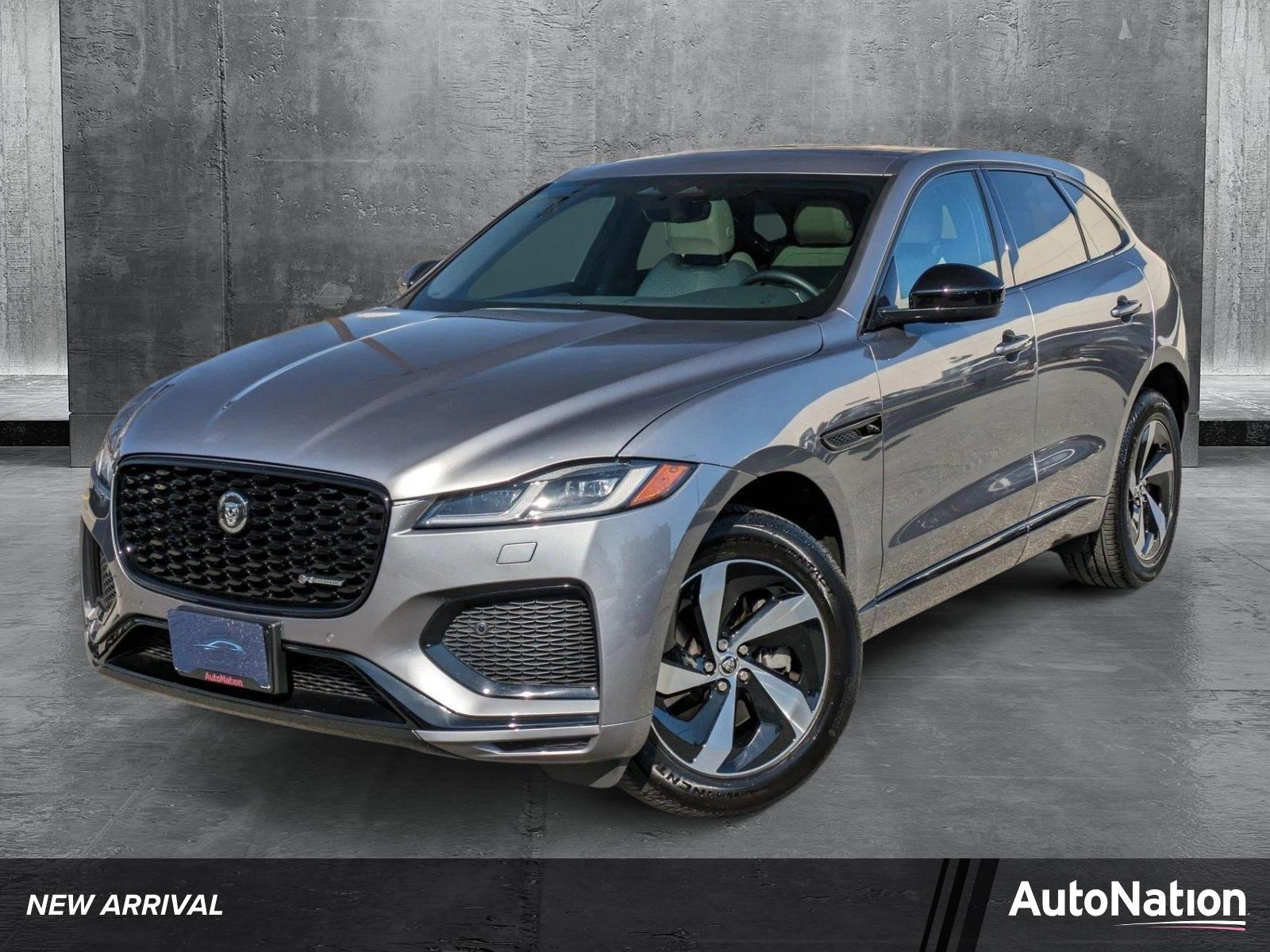 2025 Jaguar F-PACE Vehicle Photo in TIMONIUM, MD 21093-2300