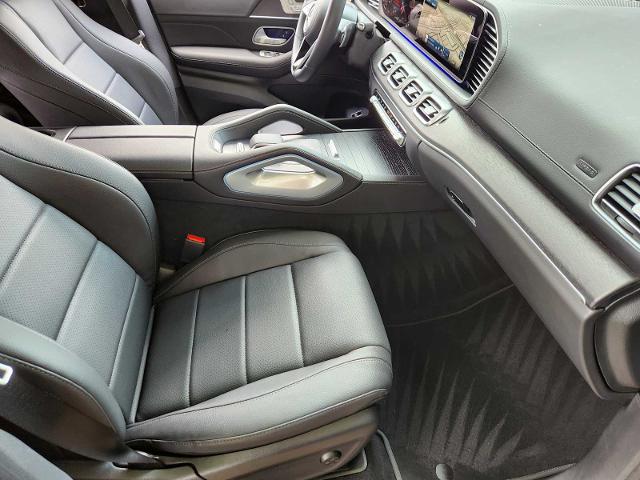 2025 Mercedes-Benz GLS Vehicle Photo in HOUSTON, TX 77079