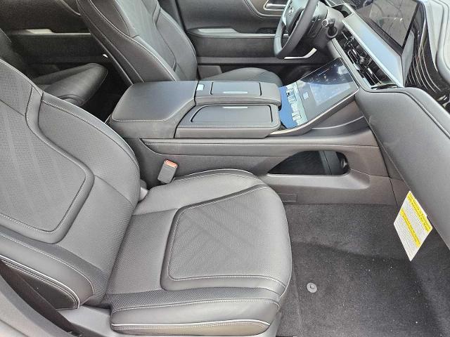 2025 INFINITI QX80 Vehicle Photo in Fort Worth, TX 76132