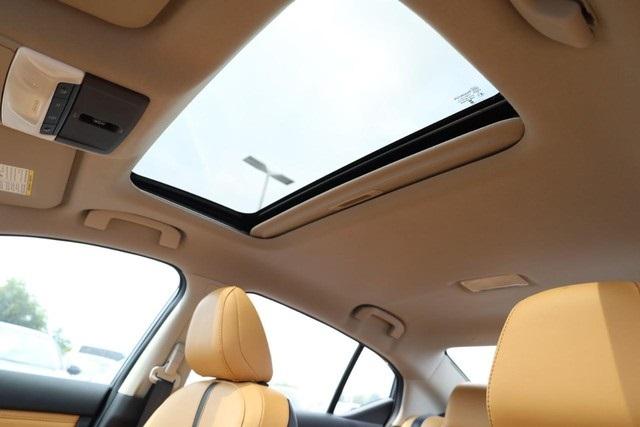 2025 Nissan Sentra Vehicle Photo in Hazelwood, MO 63042