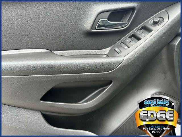 2022 Chevrolet Trax Vehicle Photo in Roslyn, NY 11576