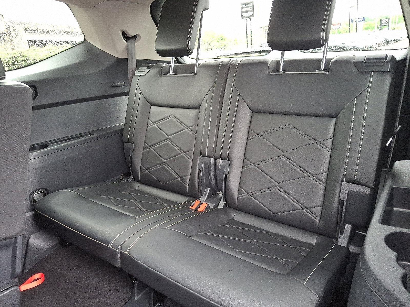 2024 Volkswagen Atlas Vehicle Photo in Trevose, PA 19053