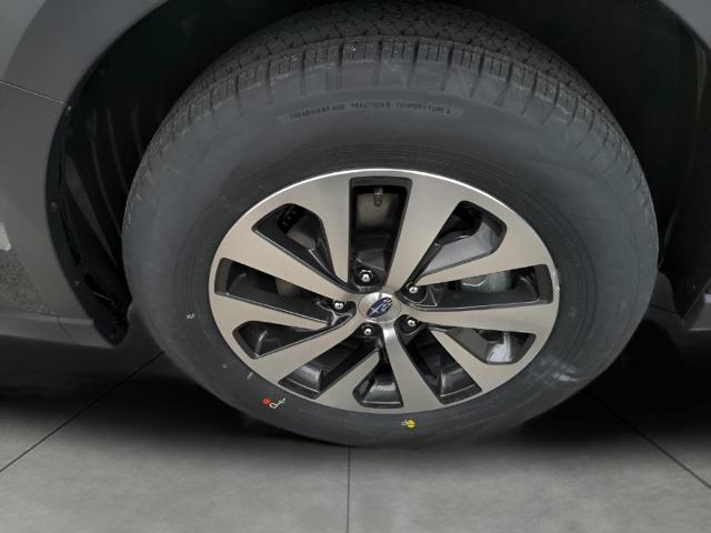 2025 Subaru Outback Vehicle Photo in Green Bay, WI 54304
