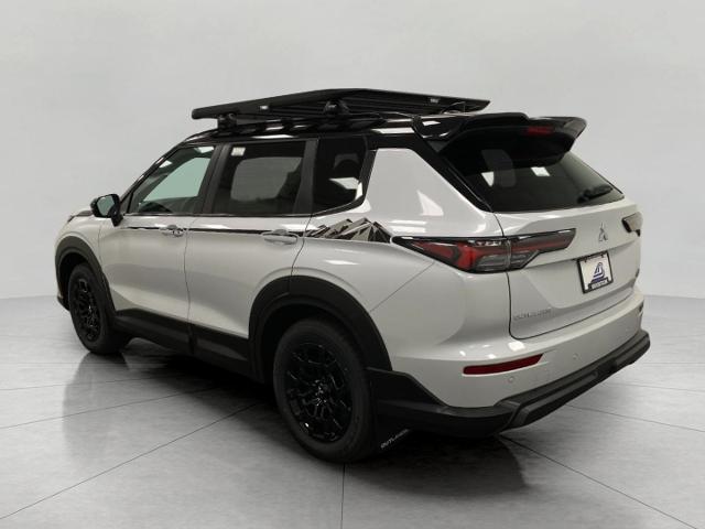 2025 Mitsubishi Outlander Vehicle Photo in Appleton, WI 54913