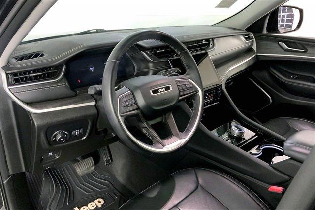 2022 Jeep Grand Cherokee L Vehicle Photo in INDEPENDENCE, MO 64055-1377