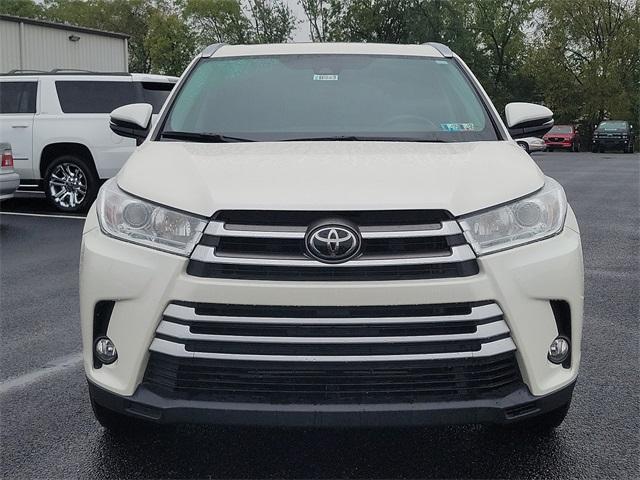 2019 Toyota Highlander Vehicle Photo in New Bloomfield, PA 17068