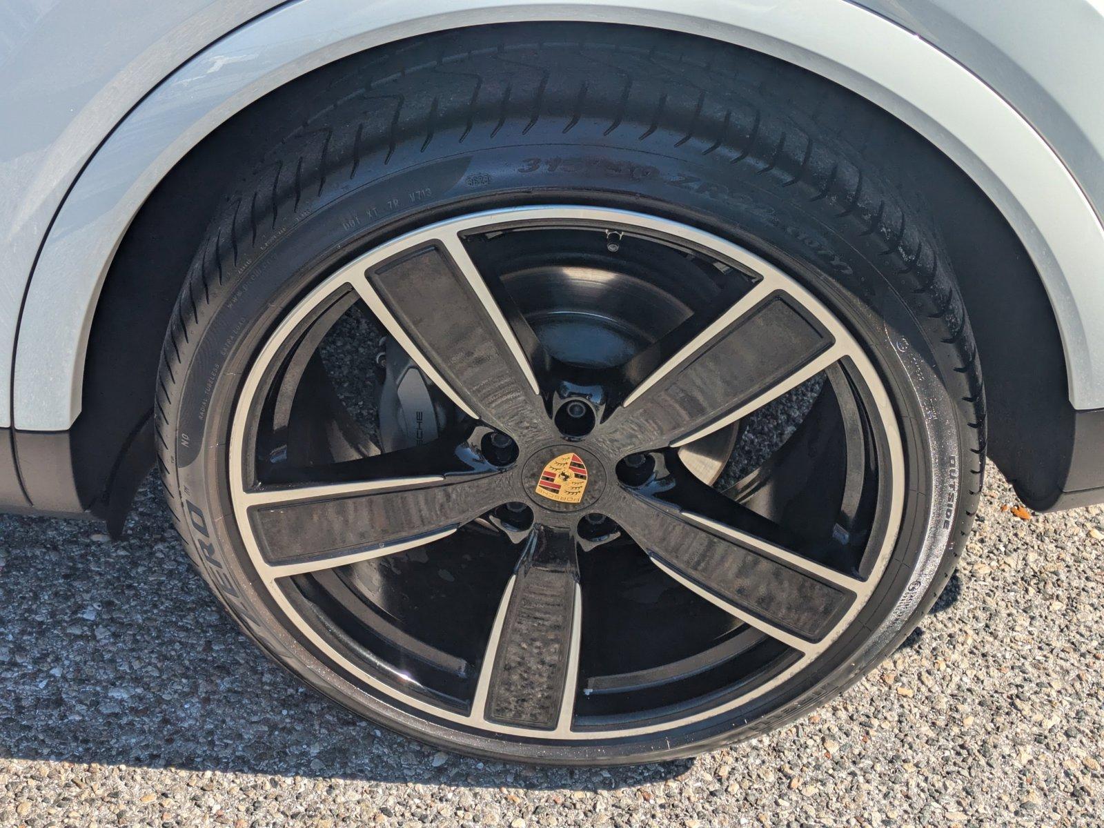 2021 Porsche Cayenne Vehicle Photo in Sarasota, FL 34231