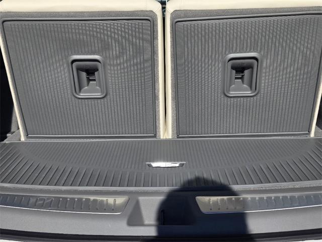 2025 Cadillac XT6 Vehicle Photo in Oklahoma City, OK 73114