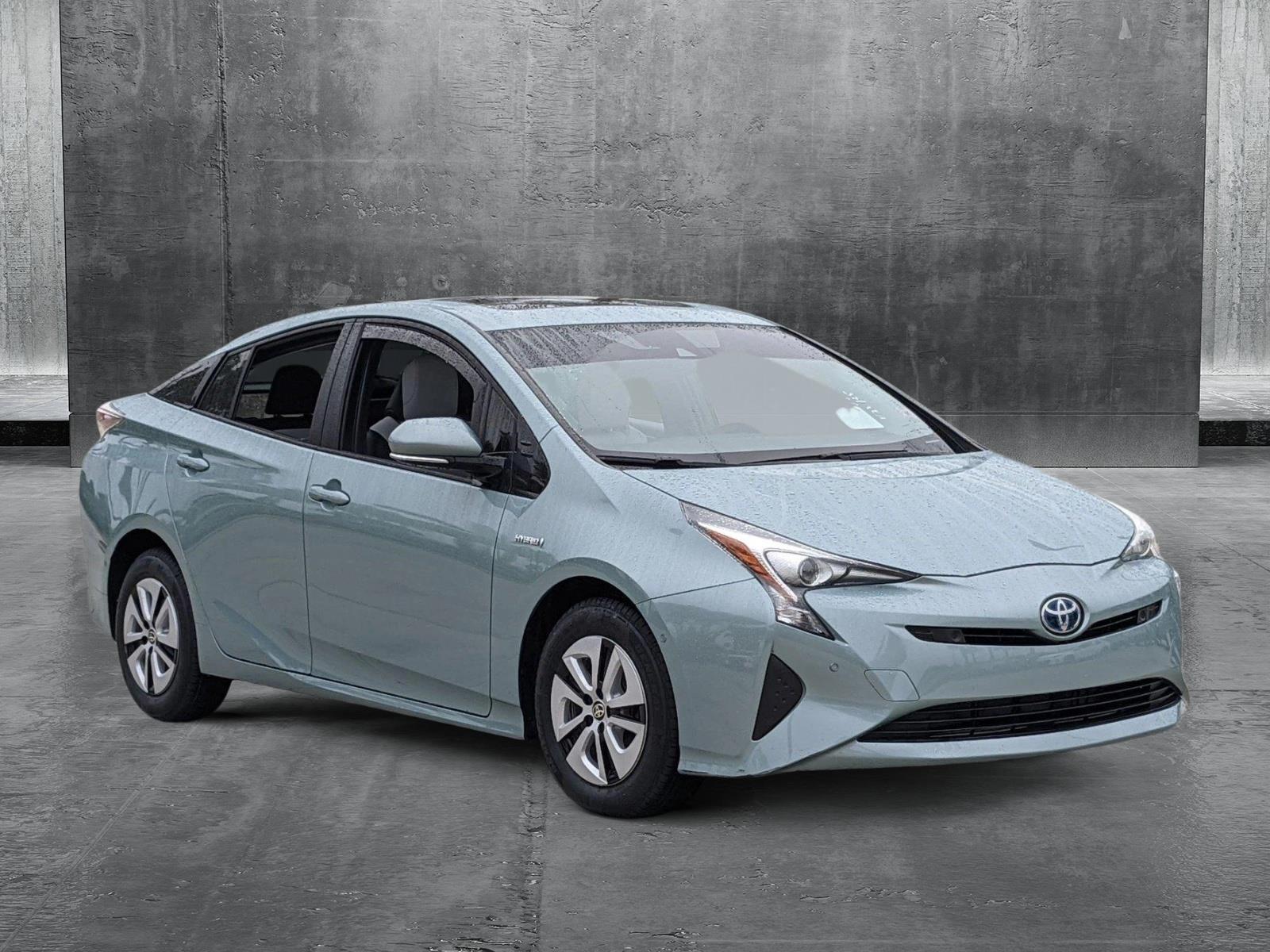 2018 Toyota Prius Vehicle Photo in Davie, FL 33331