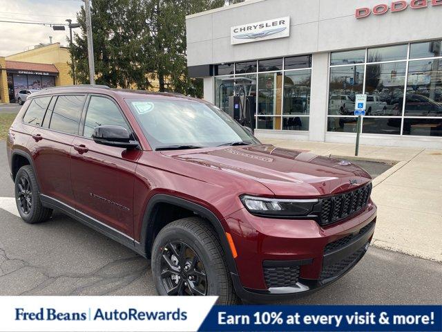 2025 Jeep Grand Cherokee L Vehicle Photo in Doylsetown, PA 18901
