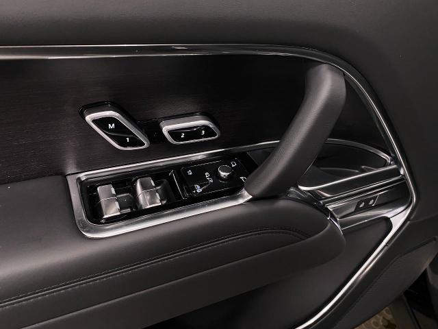 2025 Range Rover Vehicle Photo in Appleton, WI 54913
