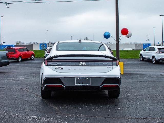 2024 Hyundai Sonata Hybrid Vehicle Photo in MADISON, IN 47250-1611