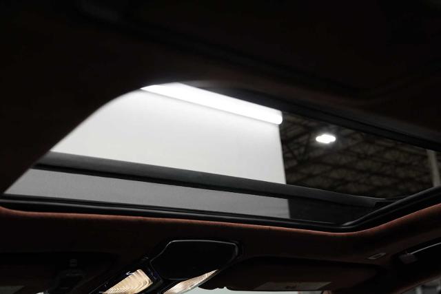 2022 BMW 750i xDrive Vehicle Photo in GRAPEVINE, TX 76051
