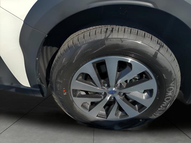 2025 Subaru Outback Vehicle Photo in Green Bay, WI 54304