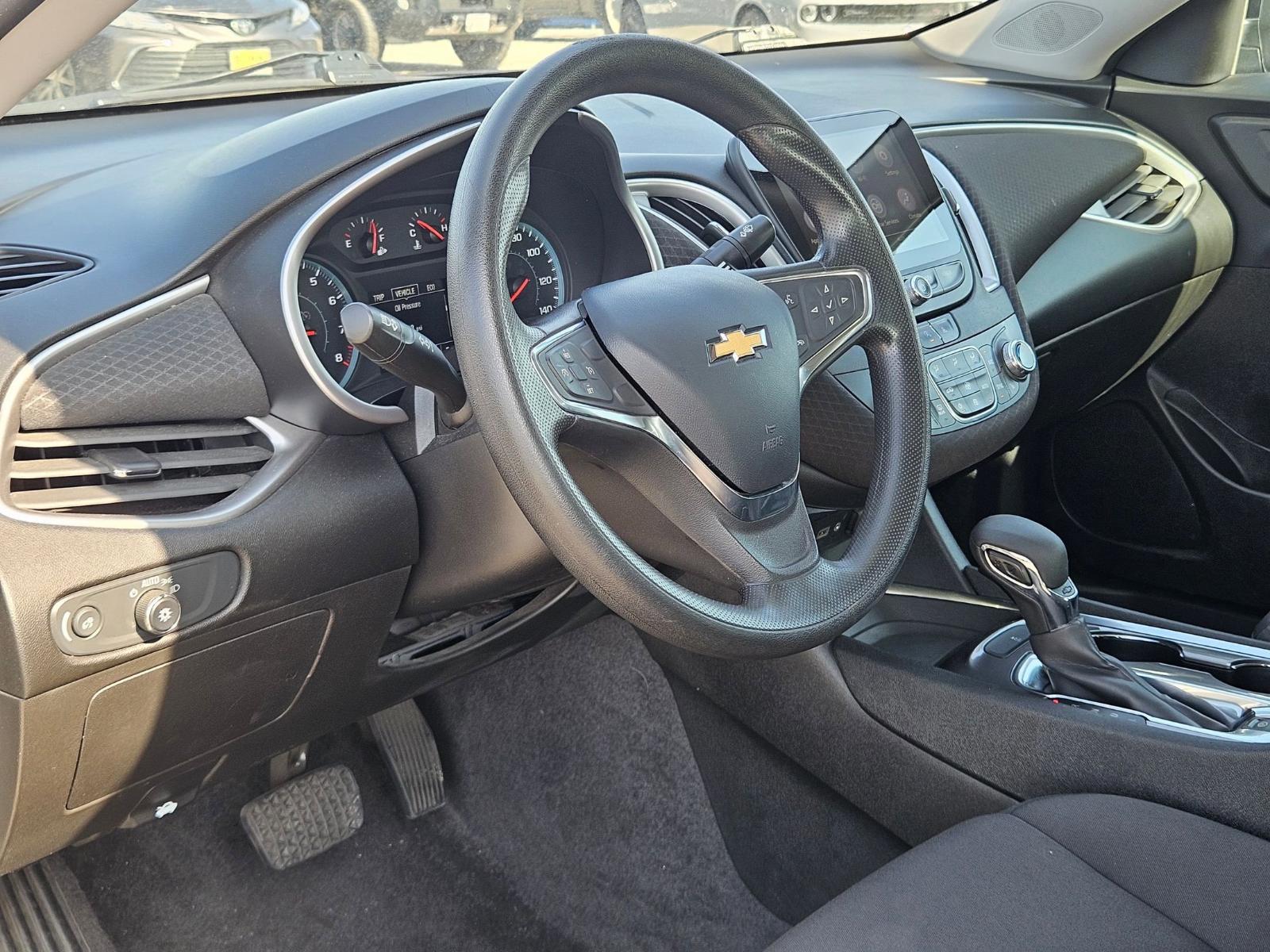 2022 Chevrolet Malibu Vehicle Photo in Seguin, TX 78155
