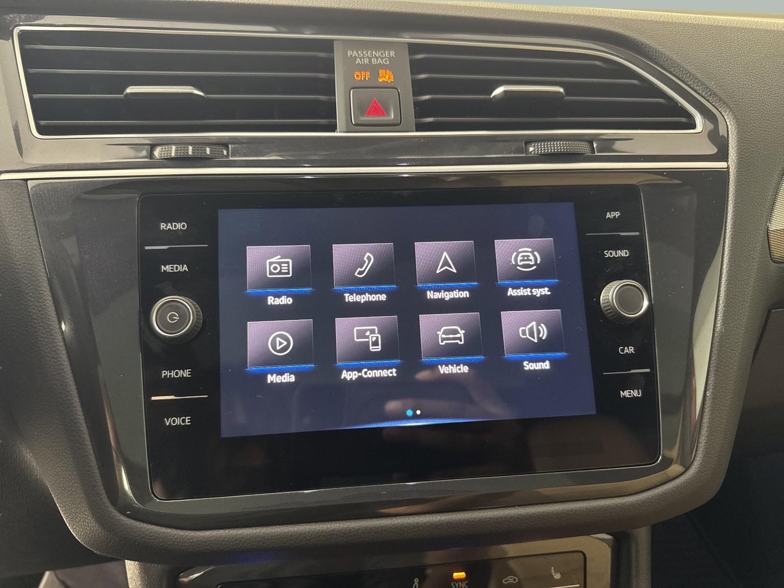 2024 Volkswagen Tiguan Vehicle Photo in Georgetown, TX 78626