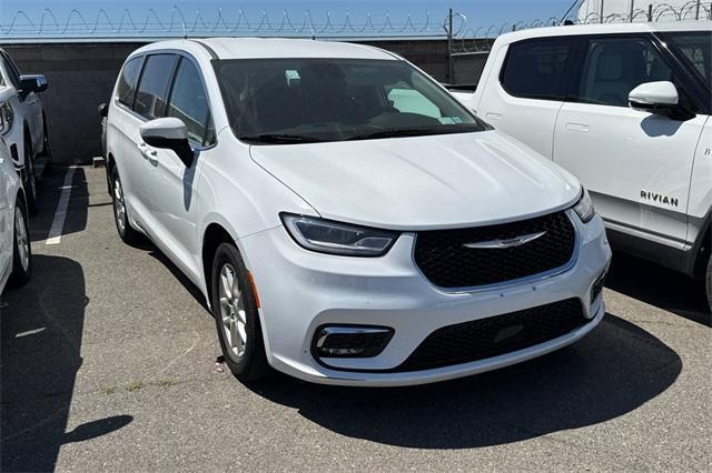 2023 Chrysler Pacifica Vehicle Photo in ELK GROVE, CA 95757-8703