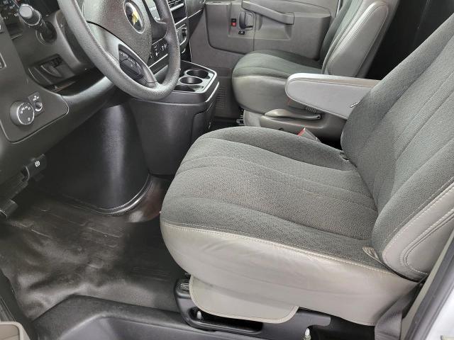 2023 Chevrolet Express Cargo 2500 Vehicle Photo in GREEN BAY, WI 54303-3330