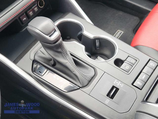 2021 Toyota Highlander Vehicle Photo in DENTON, TX 76210-9321