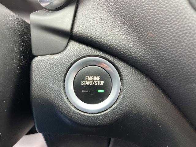 2018 Chevrolet Equinox Vehicle Photo in TULLY, NY 13159-3159